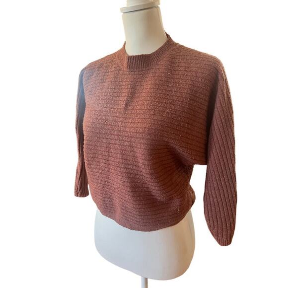 PINK ROSE CROP KNIT SWEATER SIZE XS - Picture 2 of 6